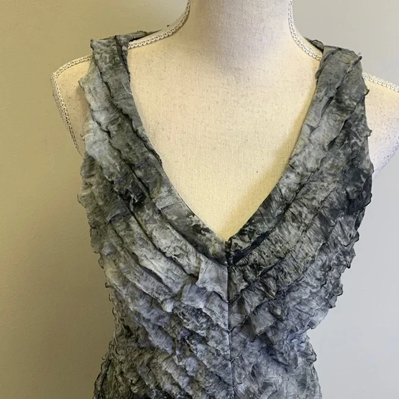 Maurices Textured Gray Tank Top - Picture 4 of 5